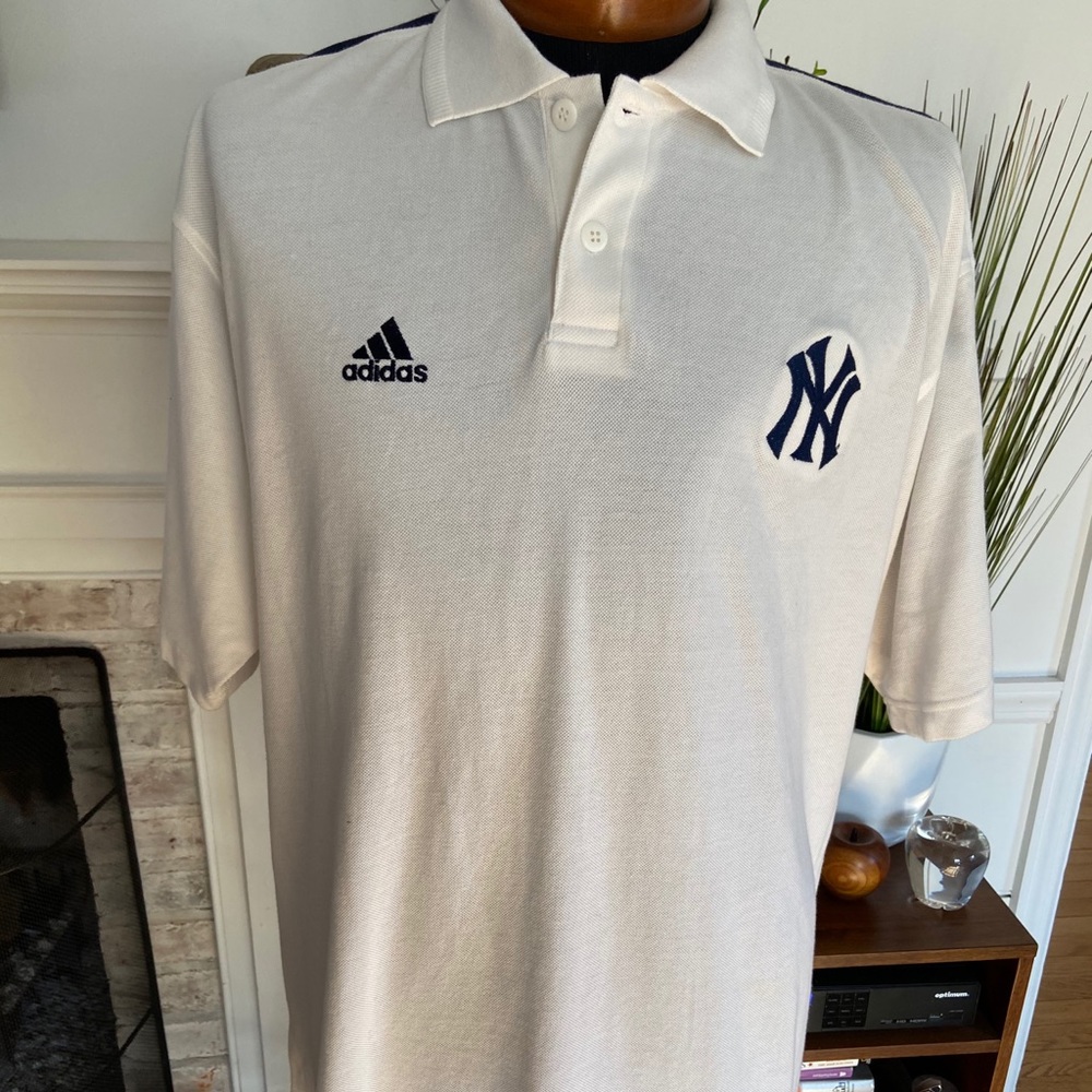 Adidas NY Yankee’s Polo NWT Size L